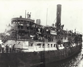 L'Haganah Ship Exodus 1947 accoste dans le port de Haïfa