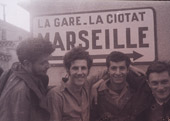 Membres de la Haganah dans la rgion de Marseille accueillant les candidats au dpart pour la Palestine